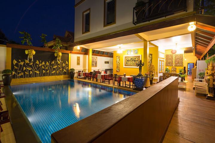 Pool 46 of 60