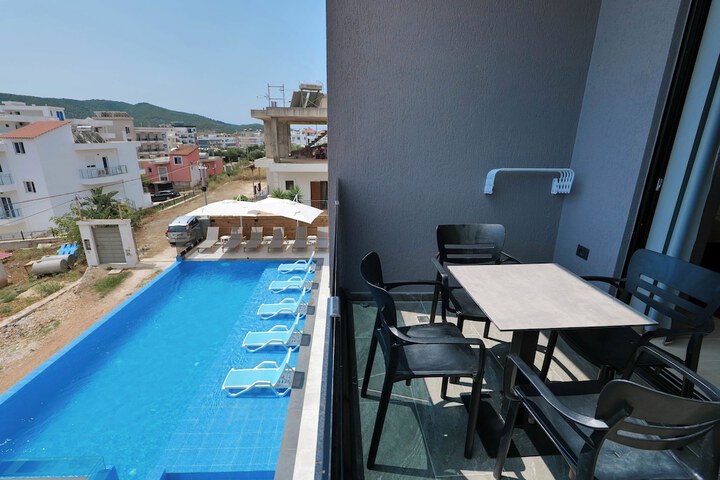 Terrace/Patio 95 of 95
