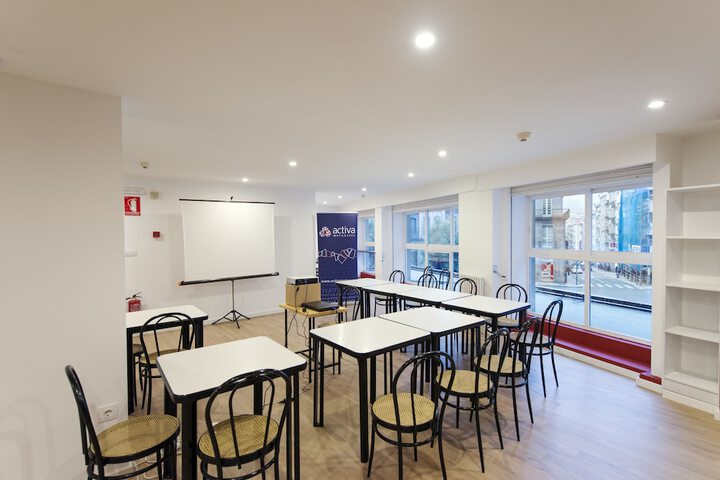 Meeting facility