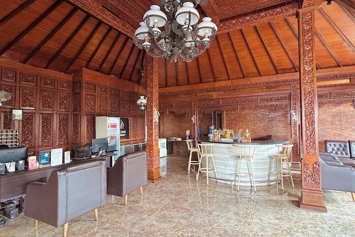 Hotel Interior 5 of 107