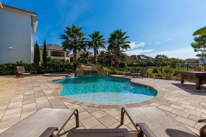 Pool 55 of 79