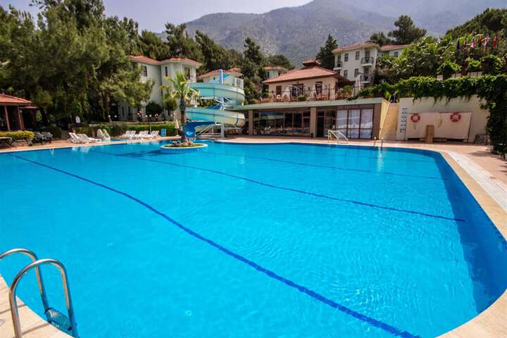 Pool Hotel