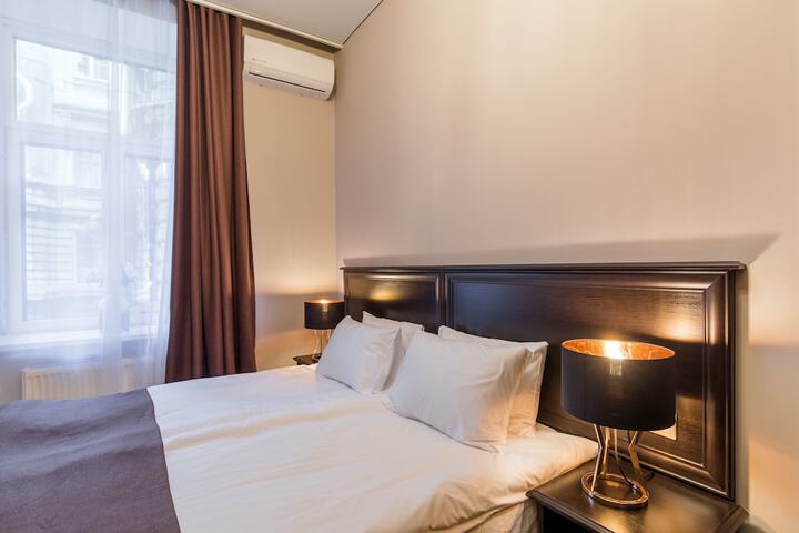 Room 36 of 60