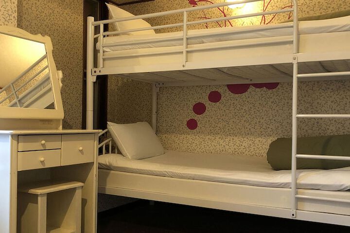 Room 26 of 67