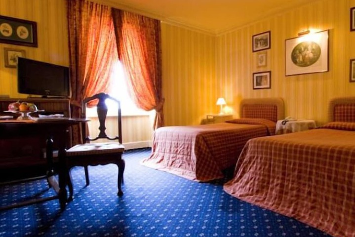 Room 8 of 56