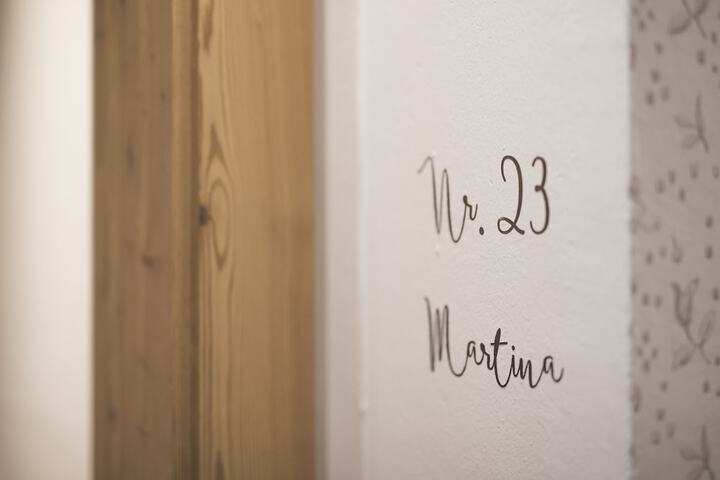 Room 96 of 214
