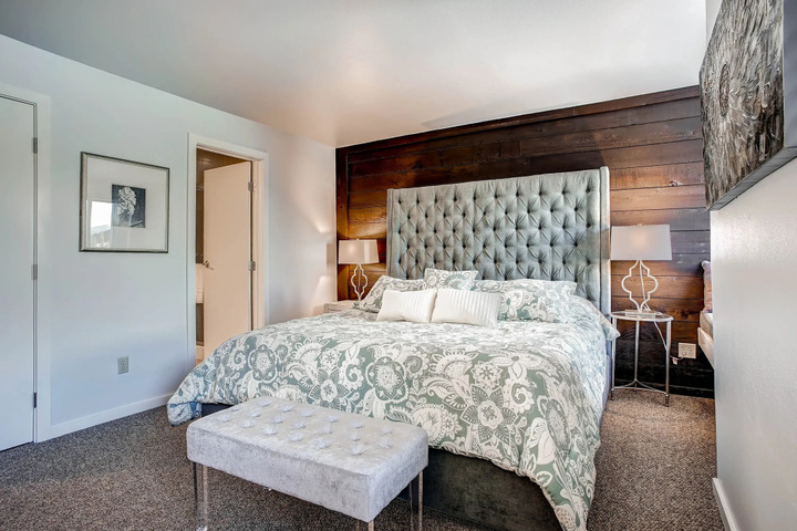 Room 5 of 20