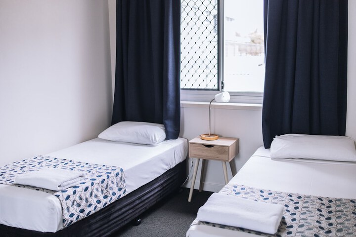 Room 13 of 93