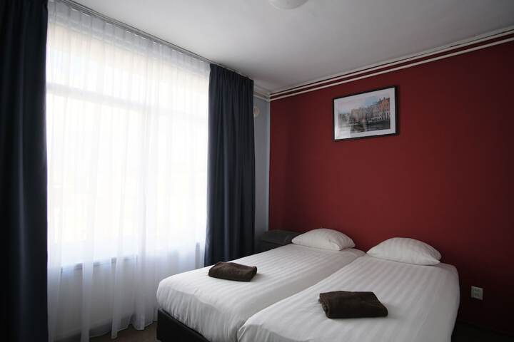 Room 69 of 82