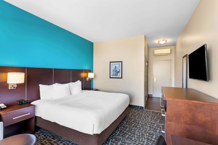 Room 13 of 41
