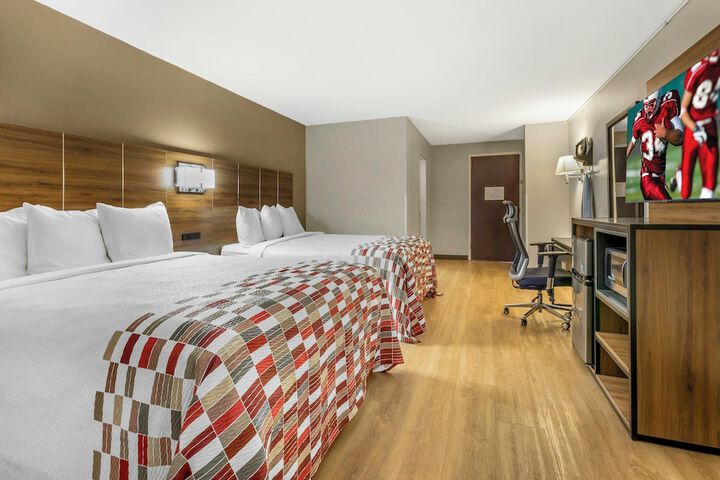 Room 5 of 33