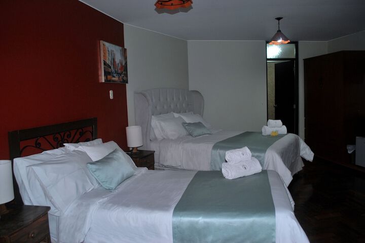 Room 11 of 27