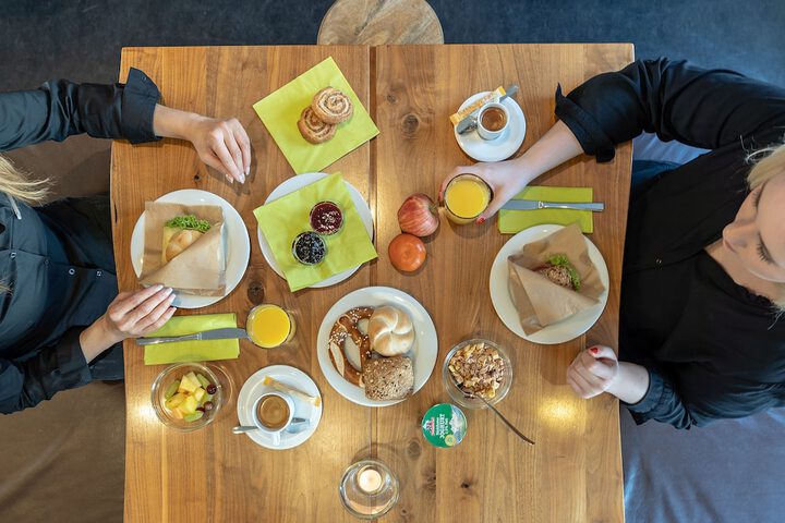 Breakfast/Coffee Service 20 of 23
