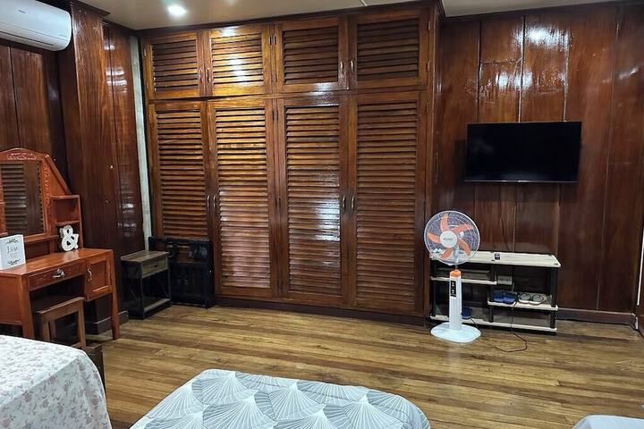 Room 15 of 62
