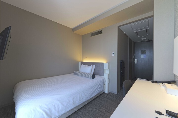Room 7 of 46