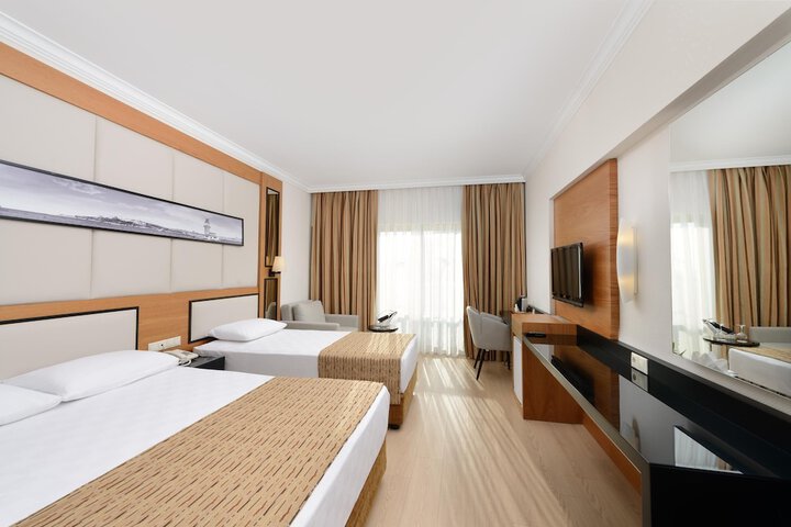 Room 8 of 59