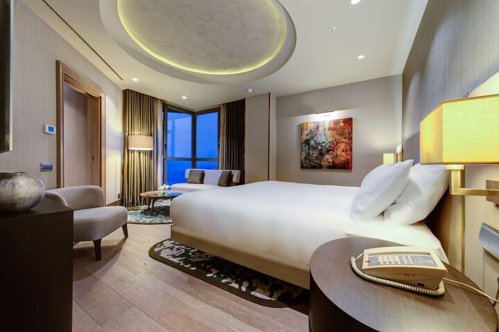 Room 26 of 151