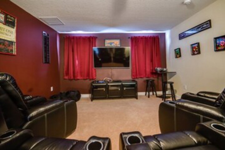 Room 15 of 25
