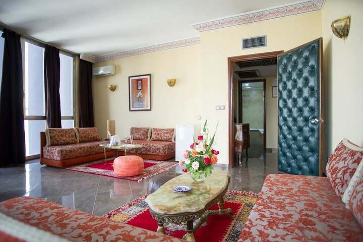 Room 15 of 37