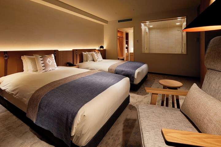 Room 25 of 163