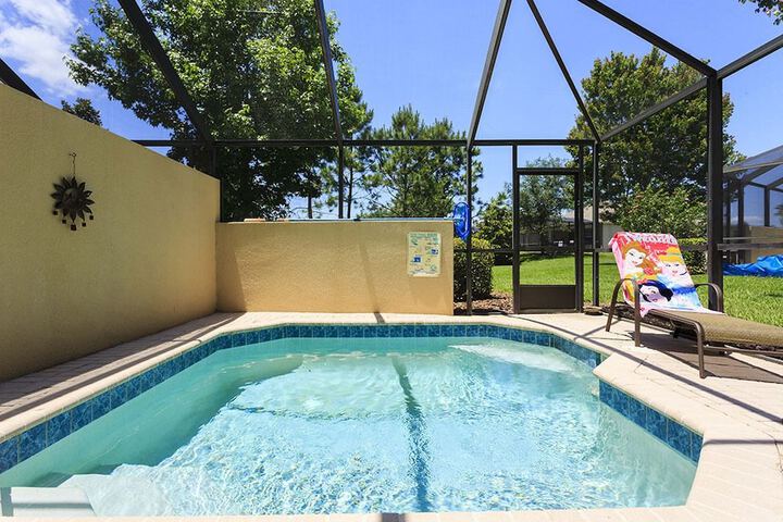 Pool 9 of 30