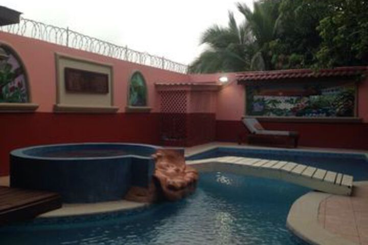 Pool 34 of 44