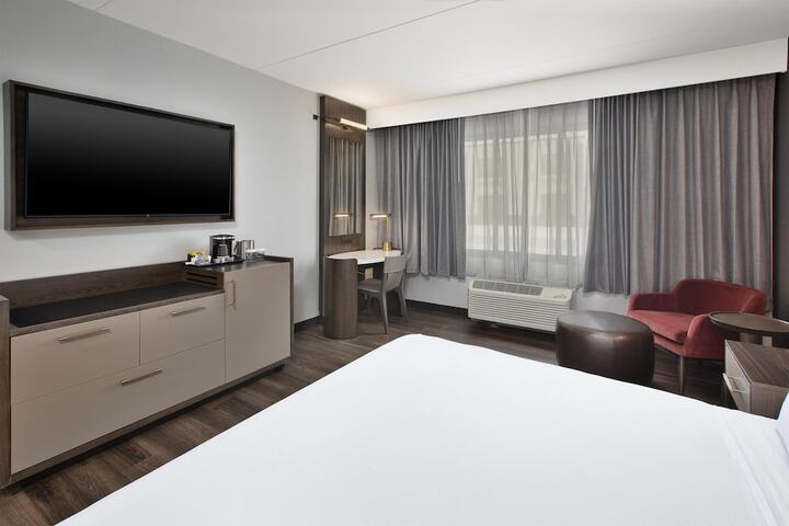 Room 11 of 50