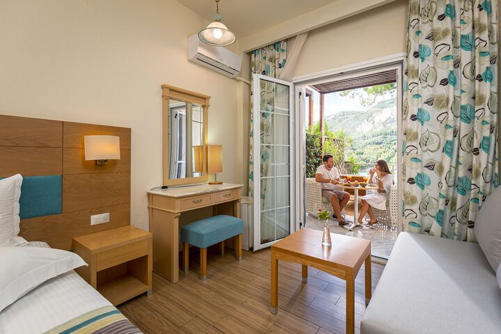 Room 50 of 108