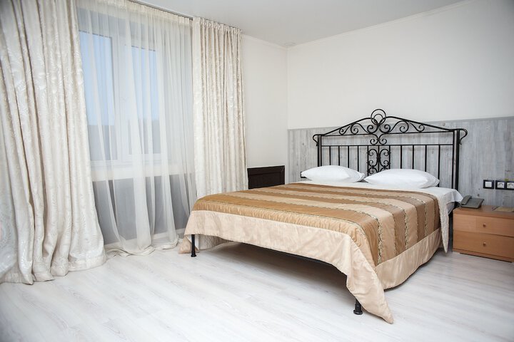 Room 7 of 45