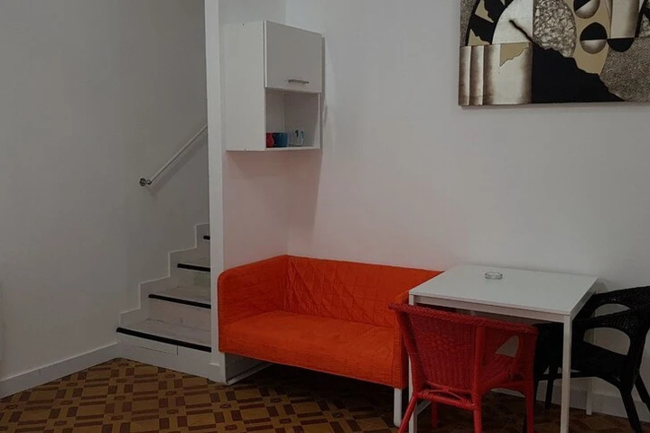 Room 5 of 20