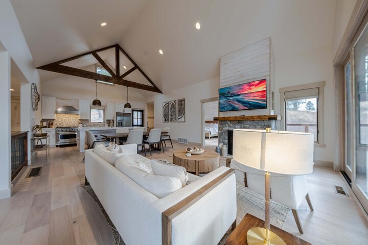 Wilderness Club Haven for 12!