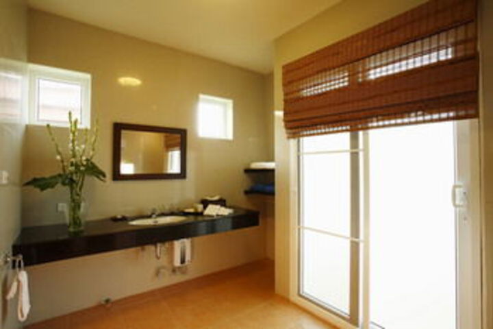Clean Restrooms
