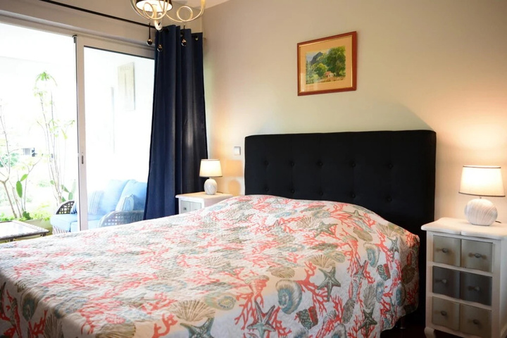 Room 5 of 23