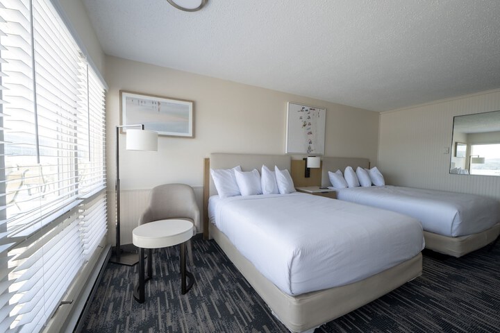 Room 11 of 324