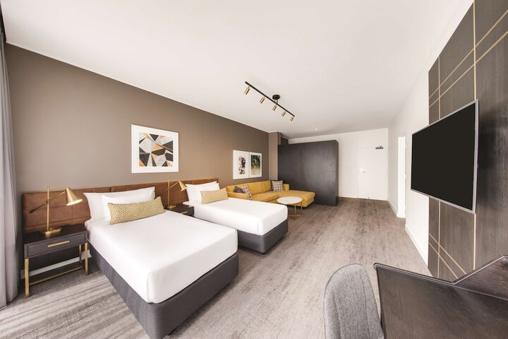 Room 30 of 54