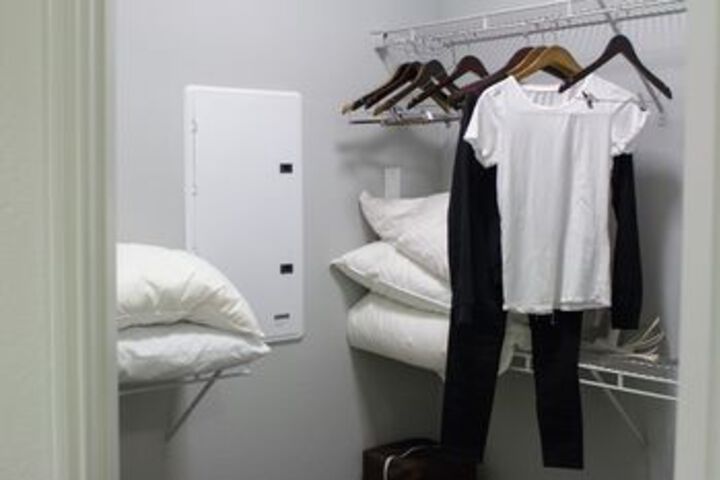 Room 18 of 48