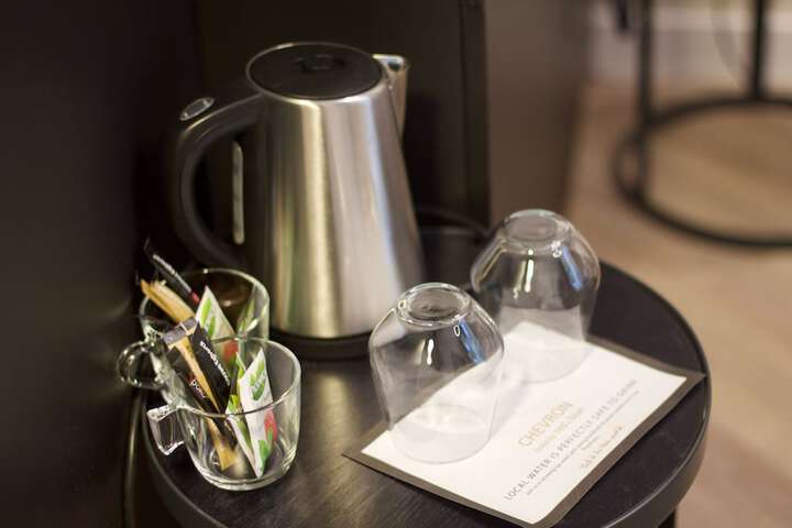 Breakfast/Coffee Service 8 of 41