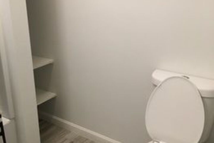 Room 5 of 31