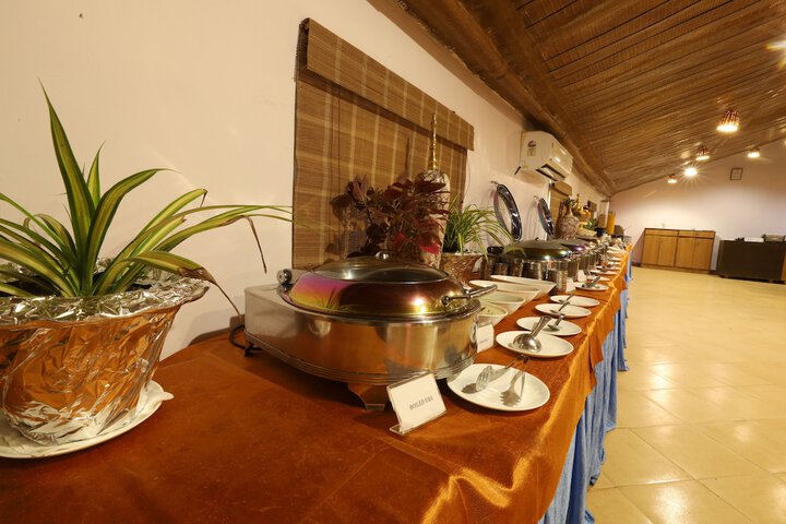 Dining 62 of 101