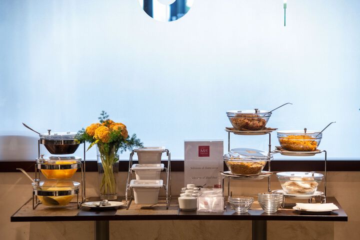 Breakfast/Coffee Service 52 of 75