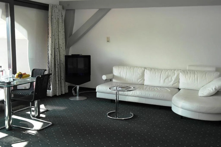 HOTEL SCHWANEN