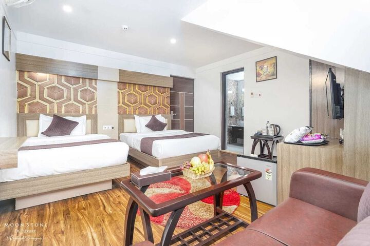 Room 3 of 15