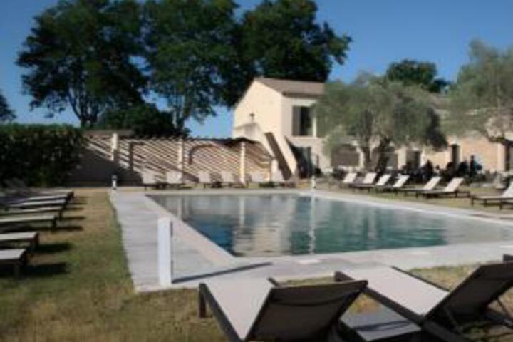 Pool 26 of 55