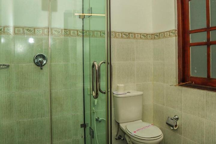 Room 8 of 46