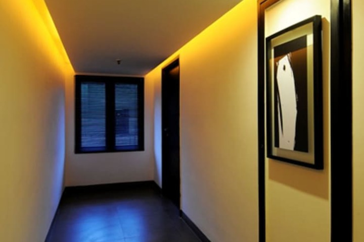 Room 9 of 29