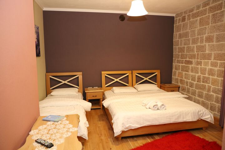 Room 18 of 35
