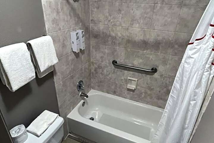 Photo 9