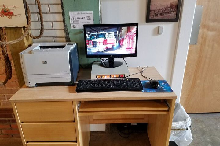 Business Center 22 of 48
