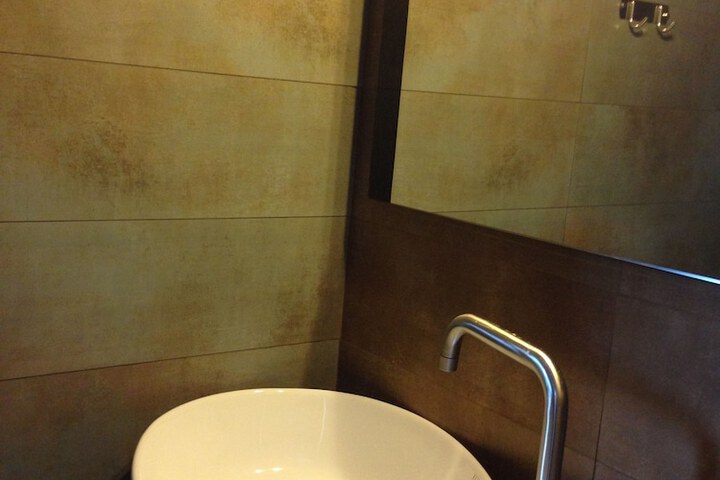 Room 30 of 78
