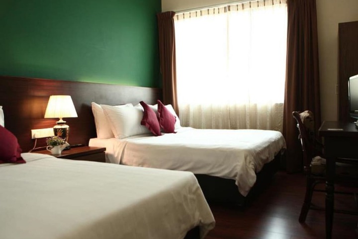 Room 20 of 39
